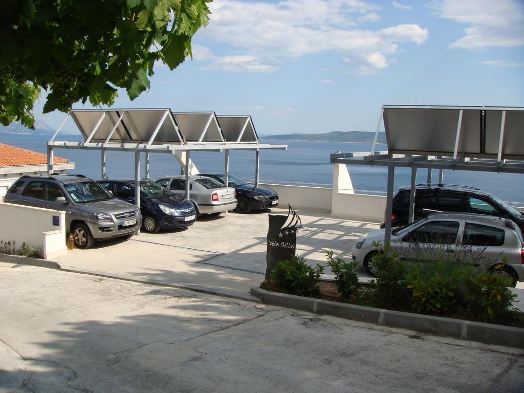 Apartments Vela Sollis Marusici  Exterior foto